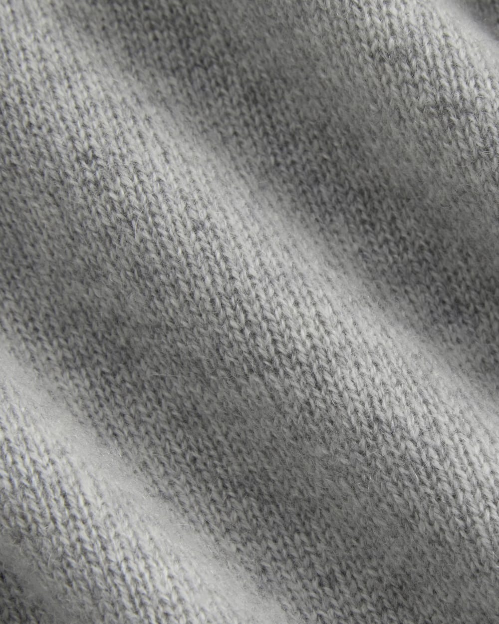 Midweight Cashmere Crew | Heathered Grey