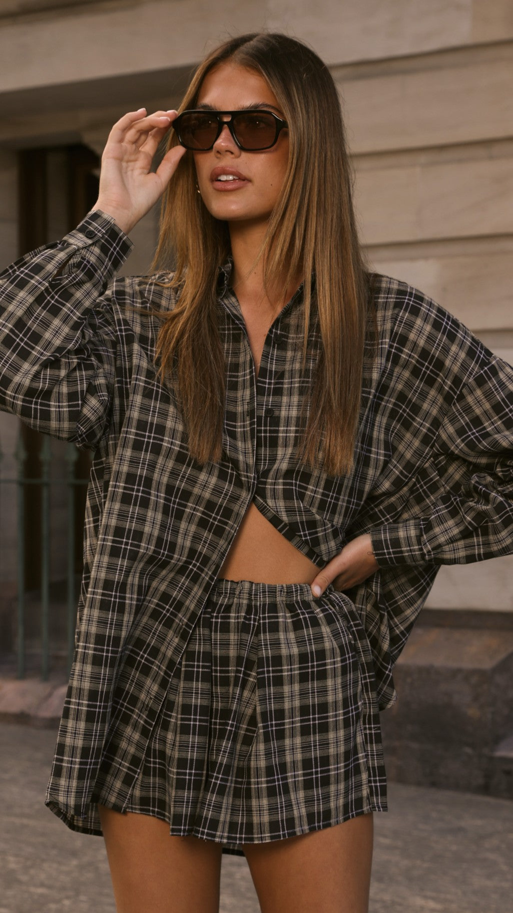 Arli Button Up Shirt - Black/Beige Plaid