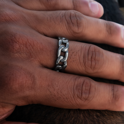 Cuban Band Ring in Matte Black - 7mm