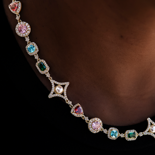 Colored Gemstone Pearl Necklace in Yellow Gold - 17mm