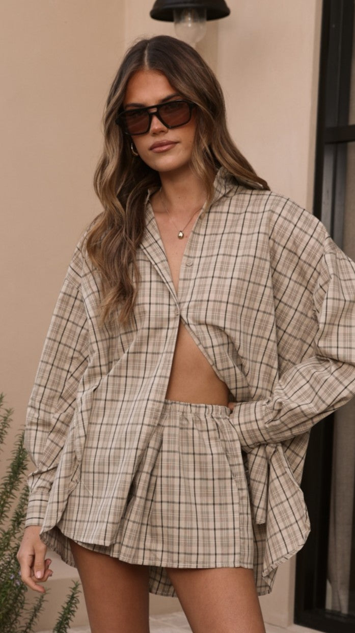 Arli Shorts - Beige/Brown Plaid