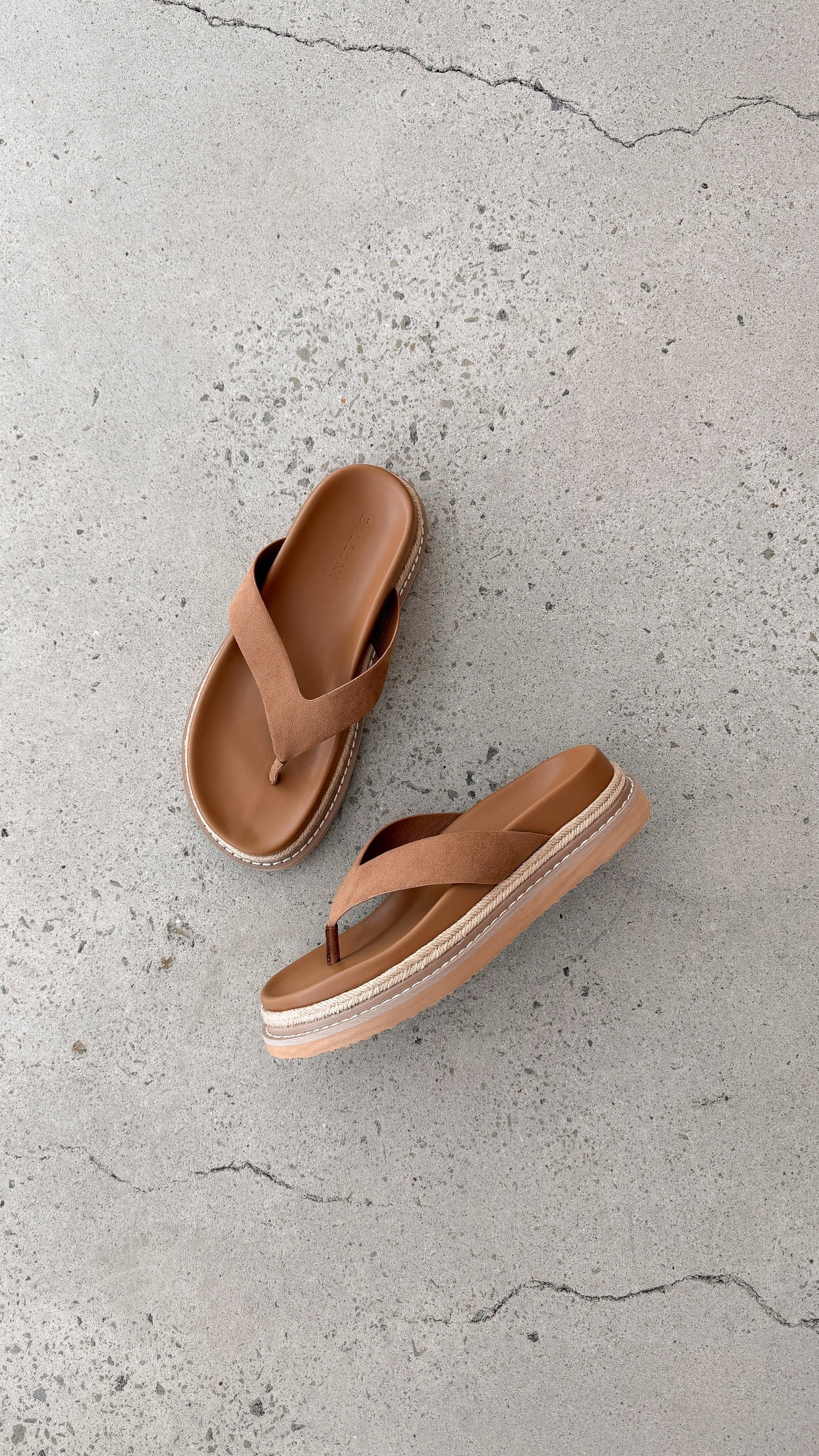 Arley Slide - Sandstone Suede