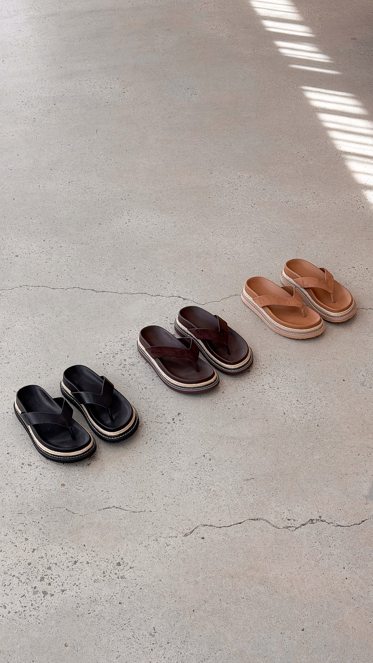 Arley Slide - Sandstone Suede