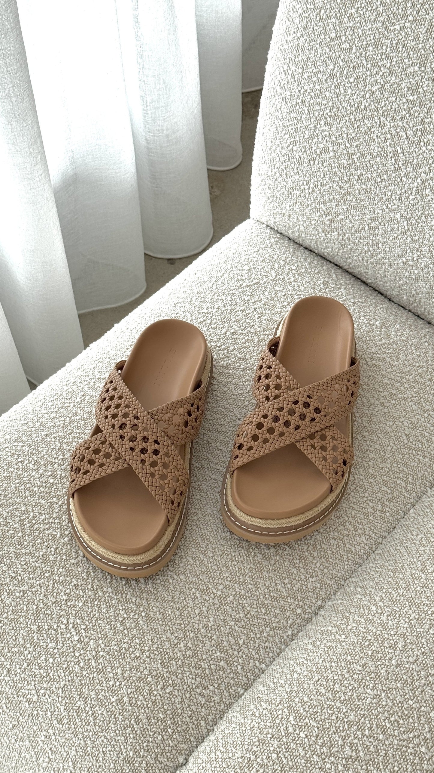 Atzi Slides - Peanut