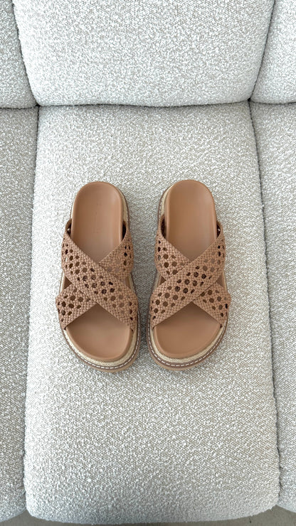 Atzi Slides - Peanut