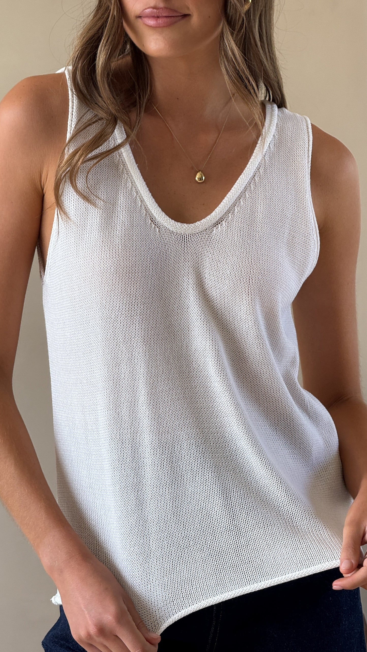 Annie Scoop Neck Tank - White