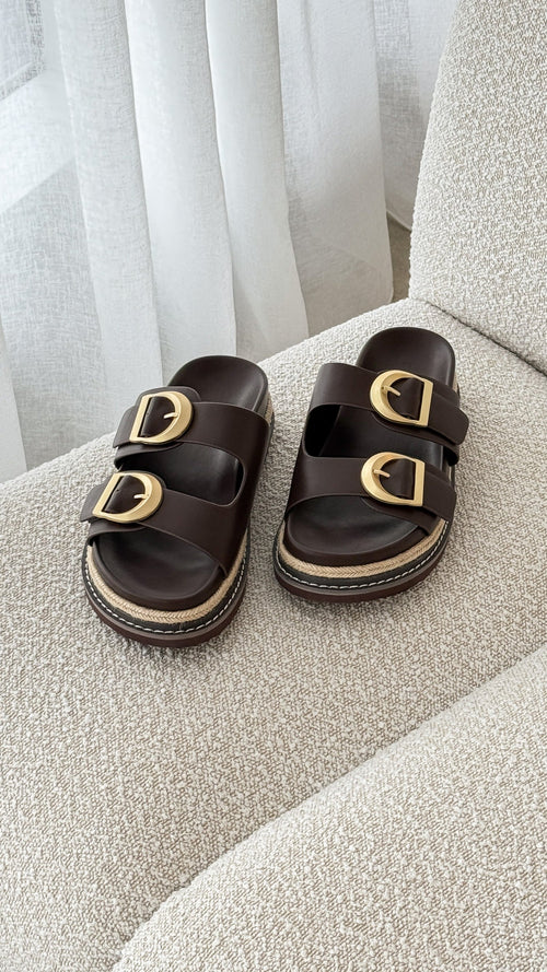 Anora Slide - Chocolate
