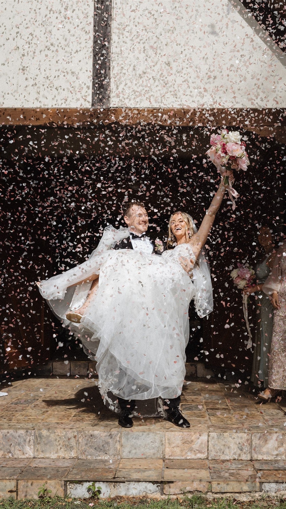 Biodegradable Confetti Cannon – White Circles
