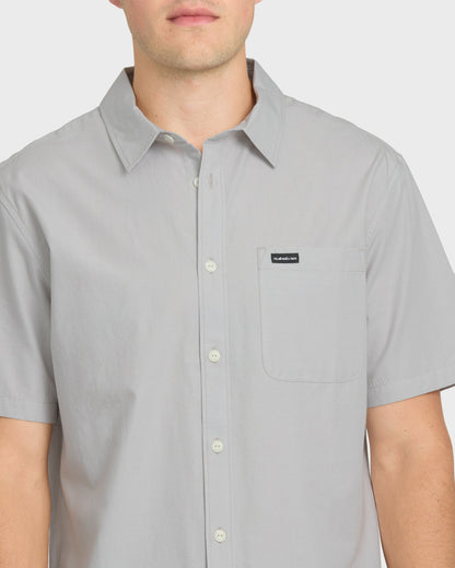 Shore Break Classic Short Sleeve Woven Button-Up Shirt - Micro Chip