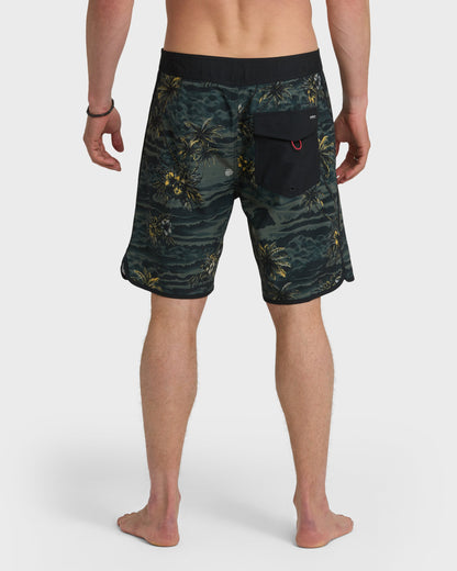 Hi Sundown Scallop 19" Boardshorts - Black