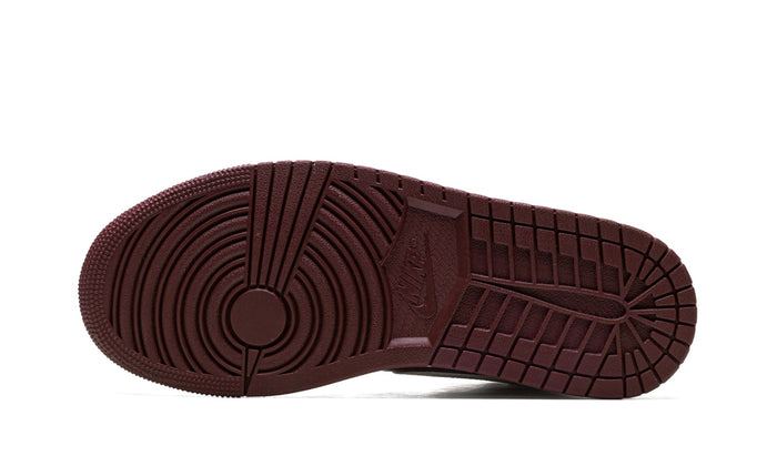 Air Jordan 1 Mid Cherrywood Red
