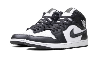 Air Jordan 1 Mid Panda Off Noir