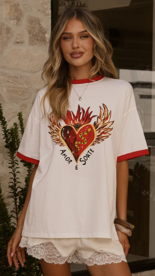 Amor E Sorte Oversized Tee - White/Red