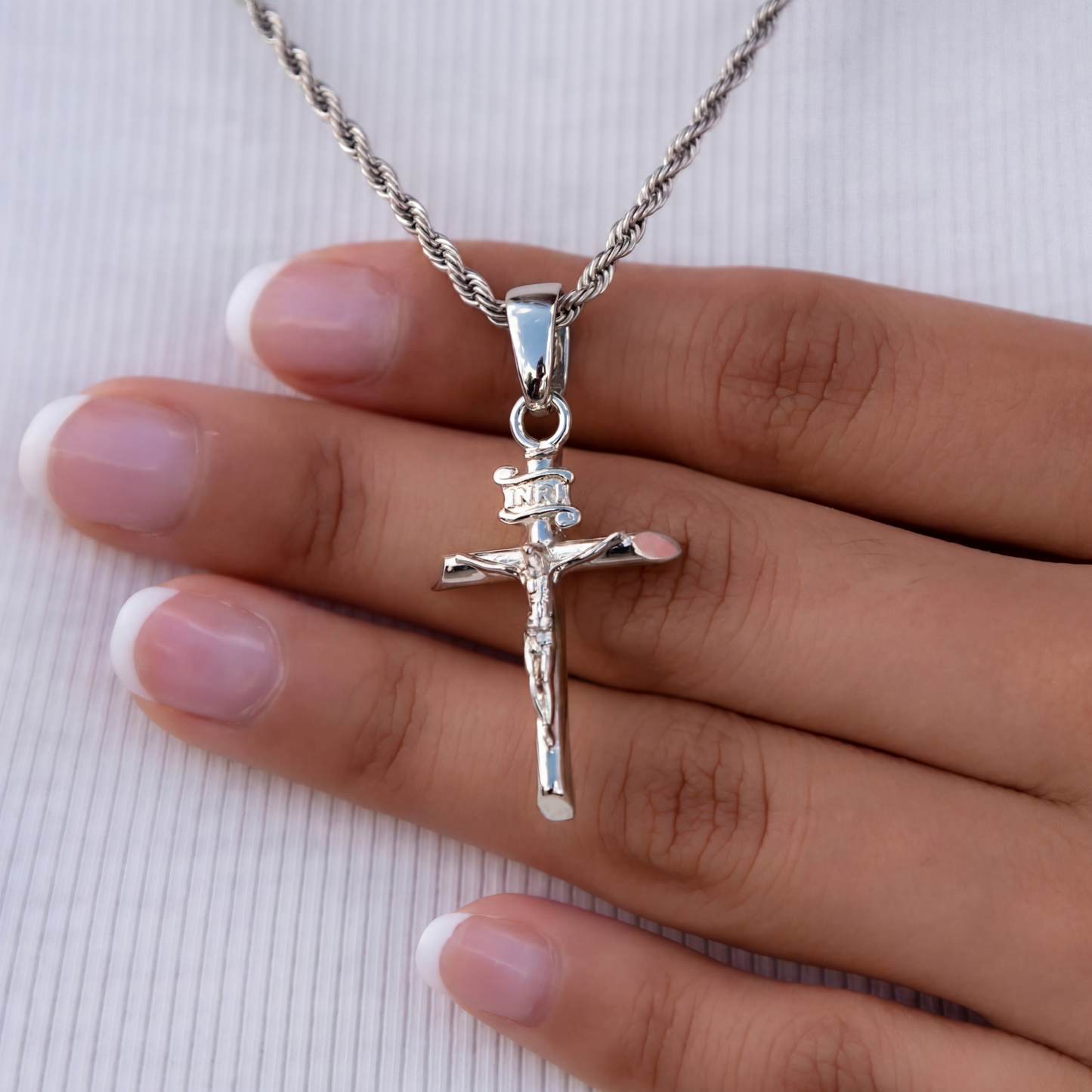 Crucifix Pendant + 2MM Rope Necklace Bundle in White Gold