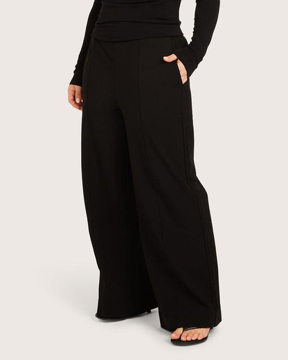 Forme™ - Relaxed Leg Pants