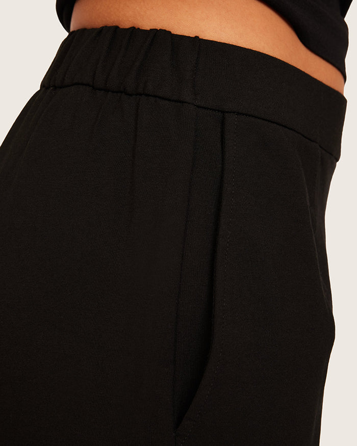 Forme™ - Relaxed Leg Pants