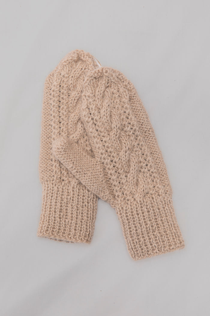 Wayra Cable Mittens